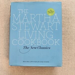 Hardcover Martha Stewart Light Blue Living Cookbook
